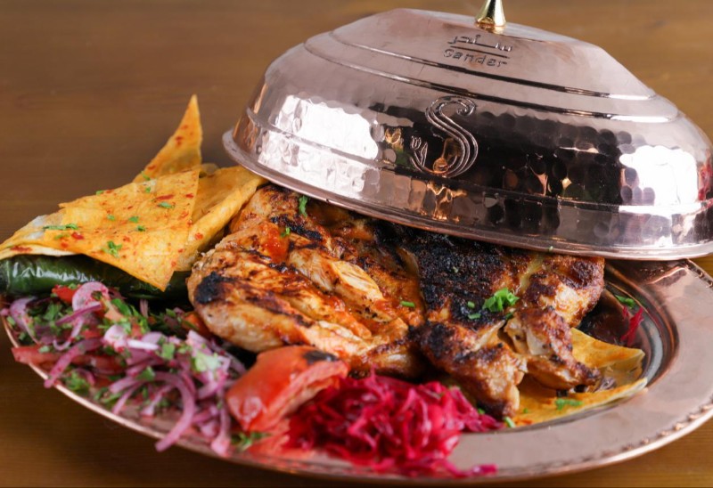 حبة دجاج على الفحم